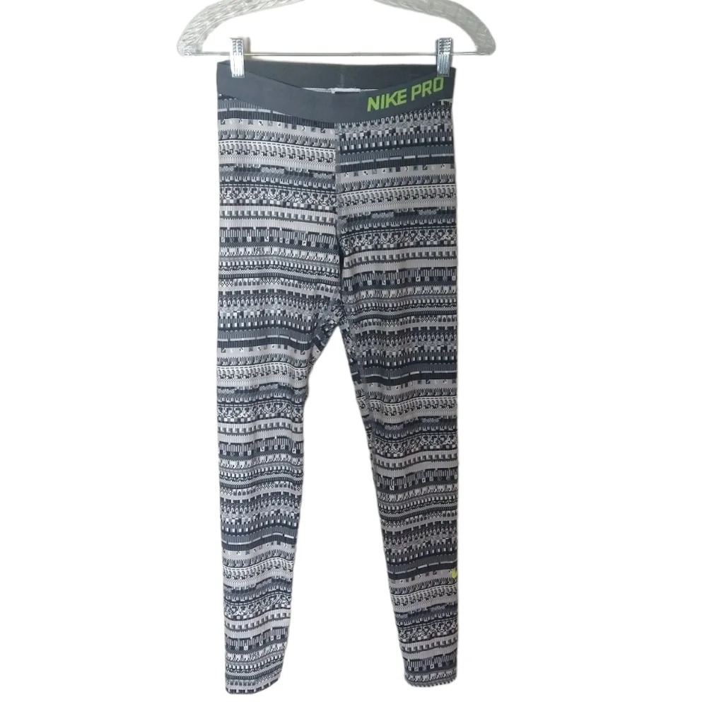 Nike Pro fair isle pattern athletic sport yoga leggings pants